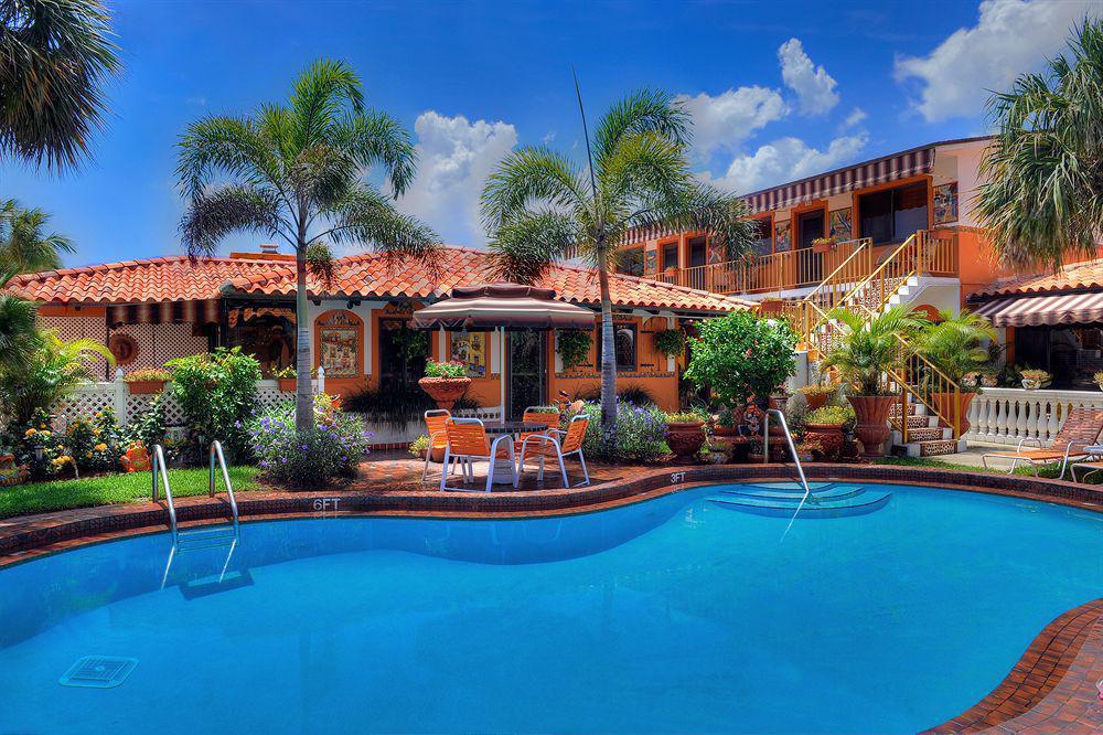 Blue Seas Courtyard Hotel Lauderdale-by-the-Sea Exterior photo